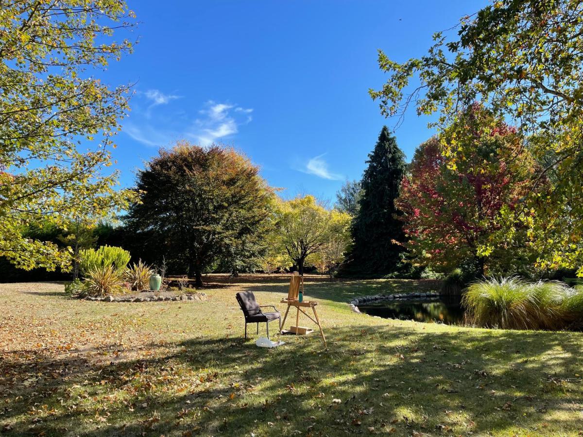 Апартаменты Rose & Stream Retreat Waikuku Экстерьер фото